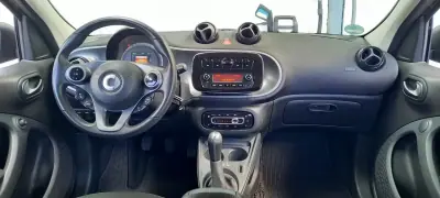 Smart ForFour 2018 - 10890 EUR, 53910 km - AUTO.MOTO.pt - 53910km - foto 8 de 19
