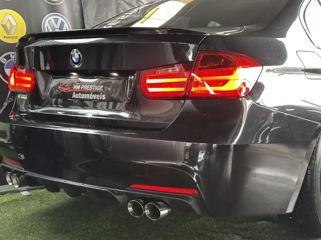 BMW 318 2014 - 18750 EUR, 237000 km - AUTO.MOTO.pt - 237000km - foto 18 de 40