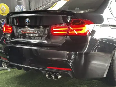 BMW 318 2014 - 18750 EUR, 237000 km - AUTO.MOTO.pt - 237000km - foto 18 de 40