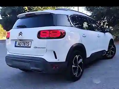 Citroën C5 Aircross 2020 - 14950 EUR, 98000 km - foto 2 de 12