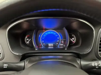 Renault Mégane 2017 - 11990 EUR, 102000 km - 102000km - foto 10 de 32
