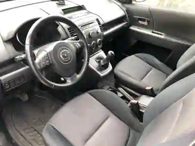 Mazda 5 2009 - 4500 EUR, 283000 km - AUTO.MOTO.pt - 283000km - foto 6 de 10