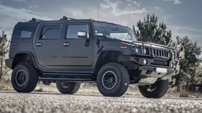 Hummer H2 2006 - 48800 EUR, 75250 km - AUTO.MOTO.pt - 75250km - foto 7 de 39