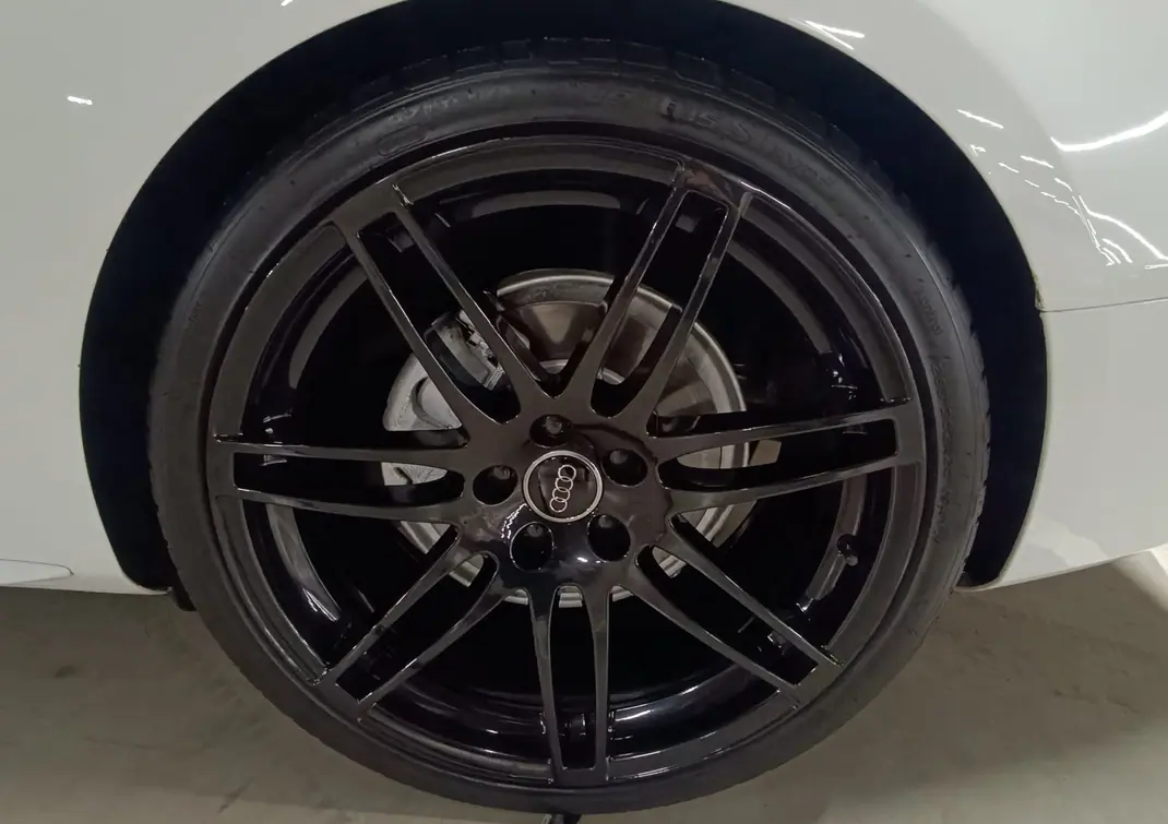 Audi A5 2010 - 15750 EUR, 276000 km - AUTO.MOTO.pt - 276000km - foto 8 de 19