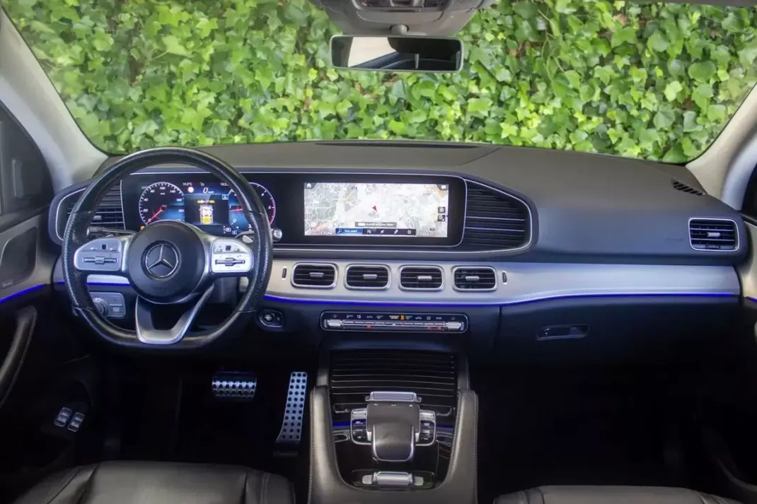 Mercedes-Benz GLE 300 2019 - 56900 EUR, 100700 km - AUTO.MOTO.pt - 100700km - foto 15 de 21