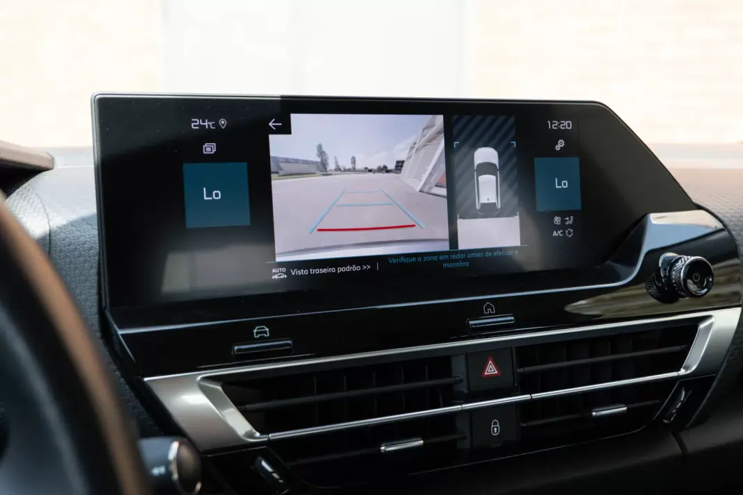 Citroën C4 2022 - 19450 EUR, 80400 km - AUTO.MOTO.pt - 80400km - foto 12 de 19