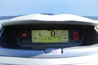 Citroën C4 Picasso 2010 - 3990 EUR, 290212 km - 290212km - foto 20 de 24