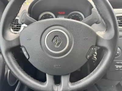 Renault Clio 2008 - 6500 EUR, 155923 km - AUTO.MOTO.pt - 155923km - foto 12 de 23