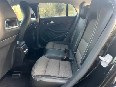 Mercedes-Benz CLA 180 2017 - 19950 EUR, 124000 km - AUTO.MOTO.pt - 124000km - foto 18 de 38