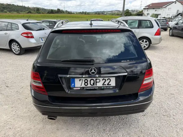 Mercedes-Benz C 250 2011 - 9870 EUR, 355230 km - AUTO.MOTO.pt - 355230km - foto 7 de 19