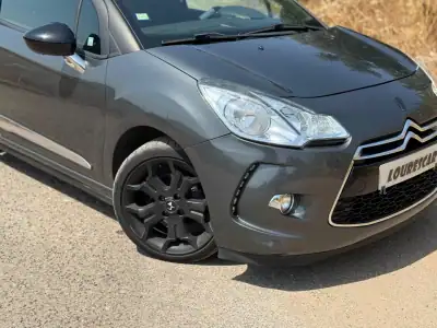 Citroën DS3 2013 - 9995 EUR, 137790 km - AUTO.MOTO.pt - 137790km - foto 13 de 43