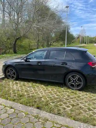 Mercedes-Benz A 250 2021 - 27900 EUR, 56000 km - AUTO.MOTO.pt - 56000km - foto 4 de 5