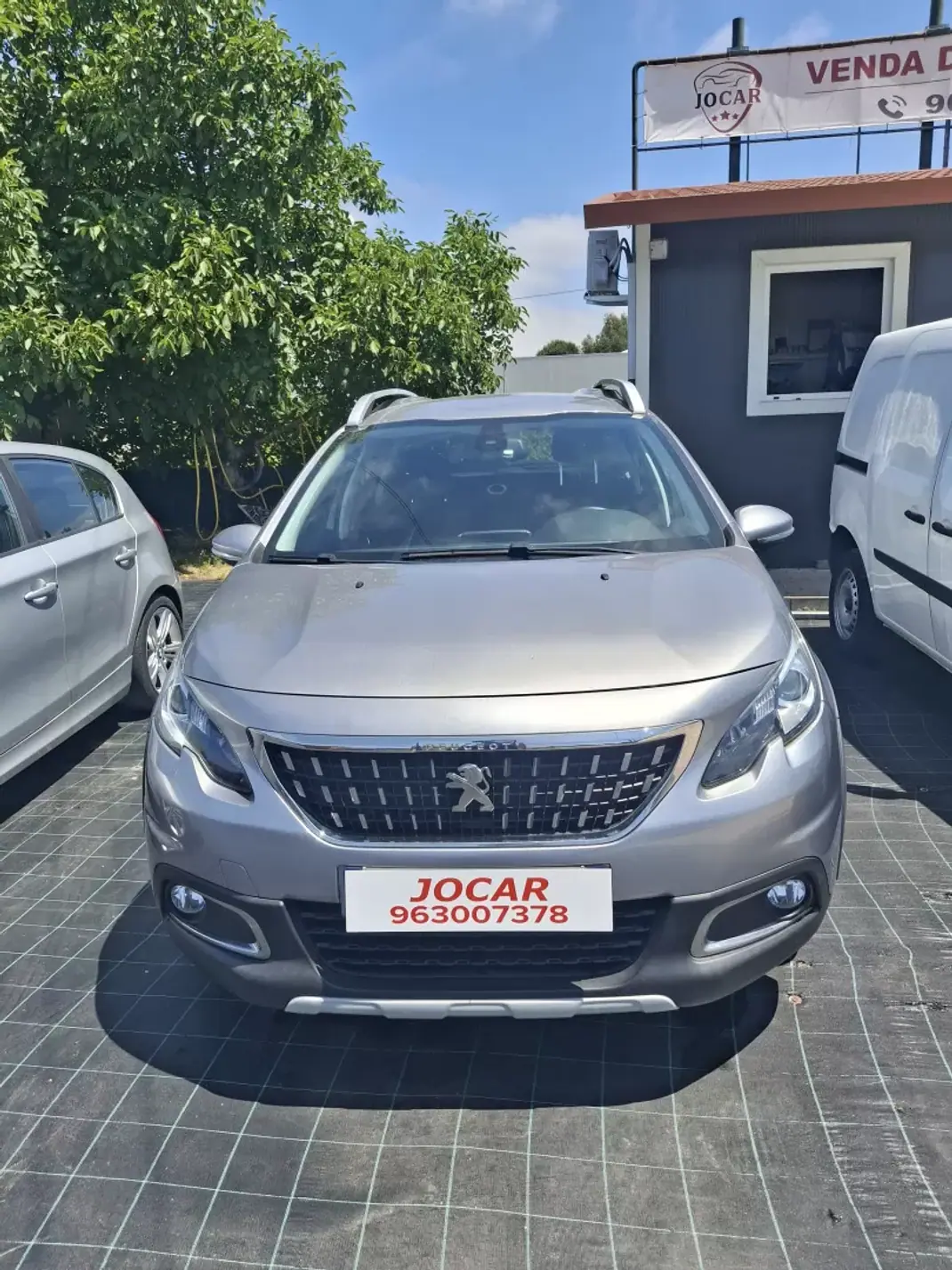 Peugeot 2008 2019 - 14950 EUR, 130100 km - AUTO.MOTO.pt - 130100km - foto 1 de 15