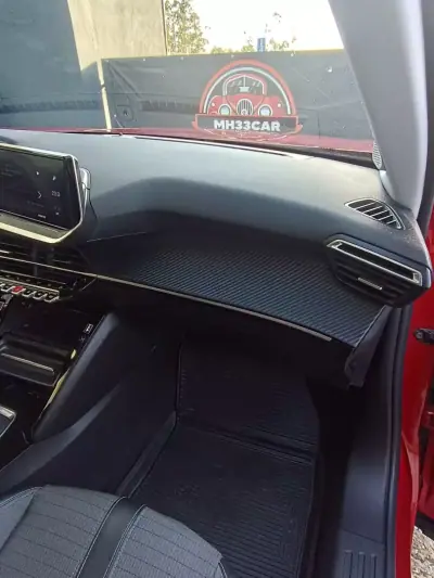 Peugeot 2008 2021 - 18990 EUR, 186919 km - AUTO.MOTO.pt - 186919km - foto 30 de 37