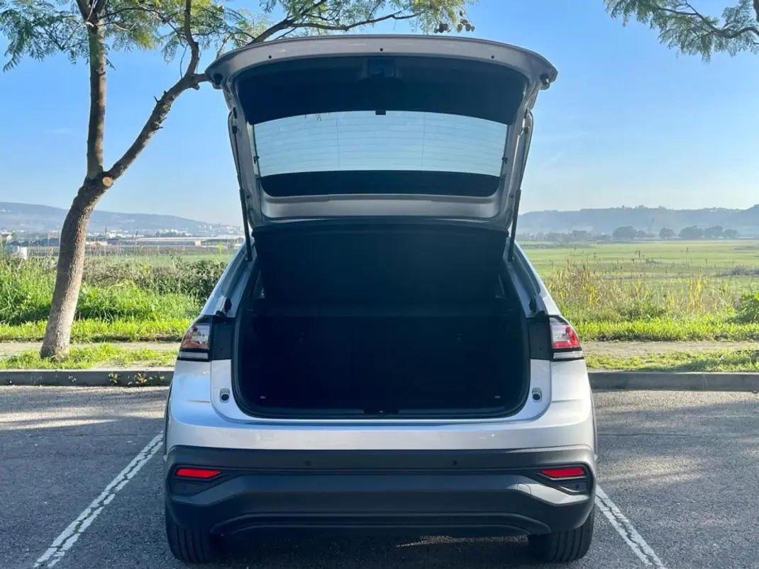 Volkswagen Taigo 2023 - 20980 EUR, 43950 km - AUTO.MOTO.pt - 43950km - foto 5 de 23