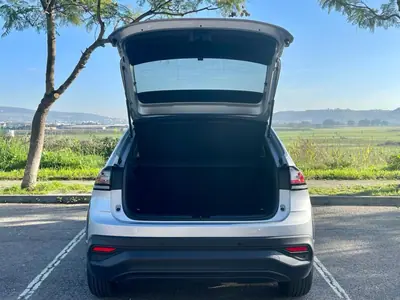 Volkswagen Taigo 2023 - 20980 EUR, 43950 km - AUTO.MOTO.pt - 43950km - foto 5 de 23