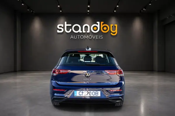Volkswagen Golf 2023 — foto 3 de 15