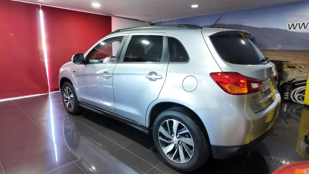 Mitsubishi ASX 2014 - 12500 EUR, 246233 km - AUTO.MOTO.pt - 246233km - foto 4 de 19