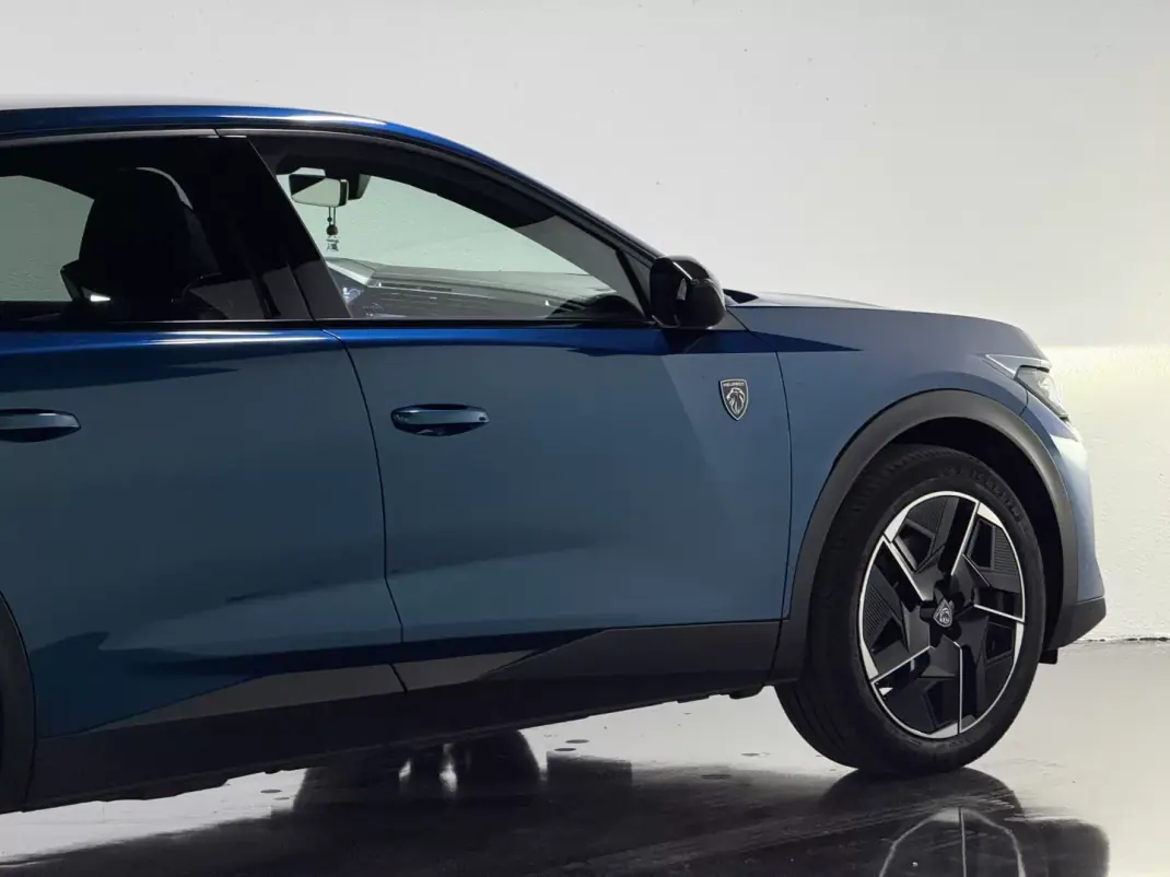 Peugeot 408 2022 - 28990 EUR, 46900 km - AUTO.MOTO.pt - 46900km - foto 14 de 30