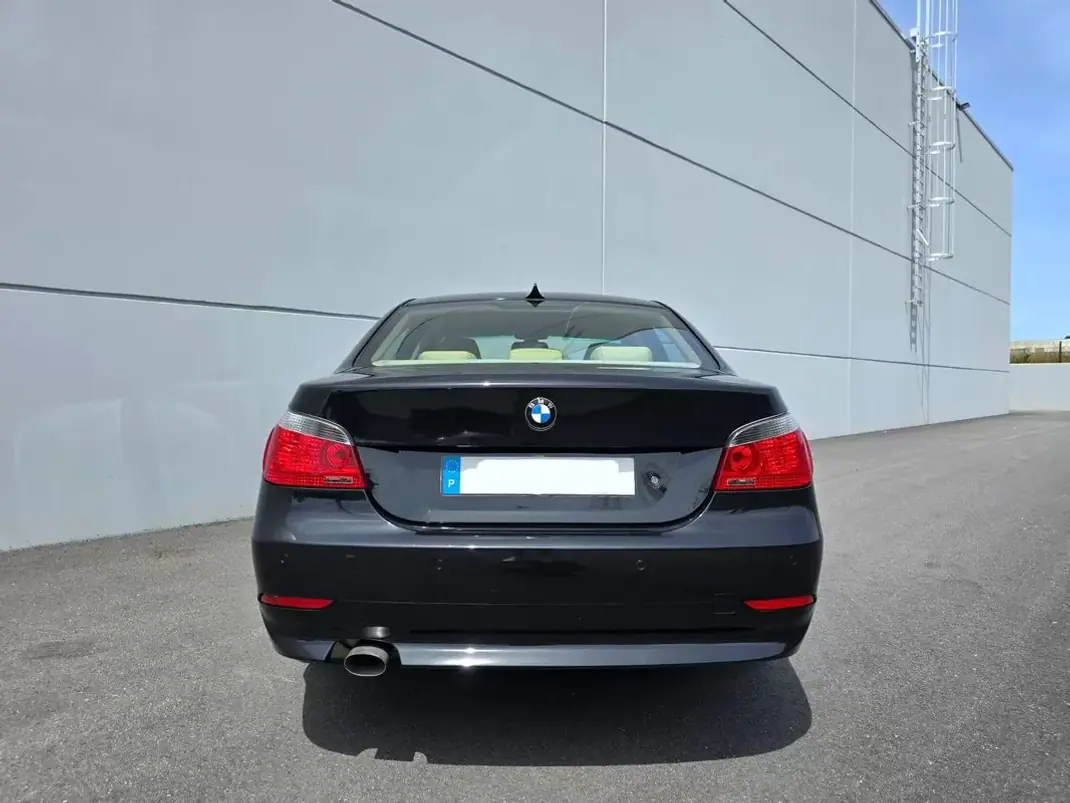 BMW 520 2006 - 9990 EUR, 153000 km - AUTO.MOTO.pt - 153000km - foto 8 de 29