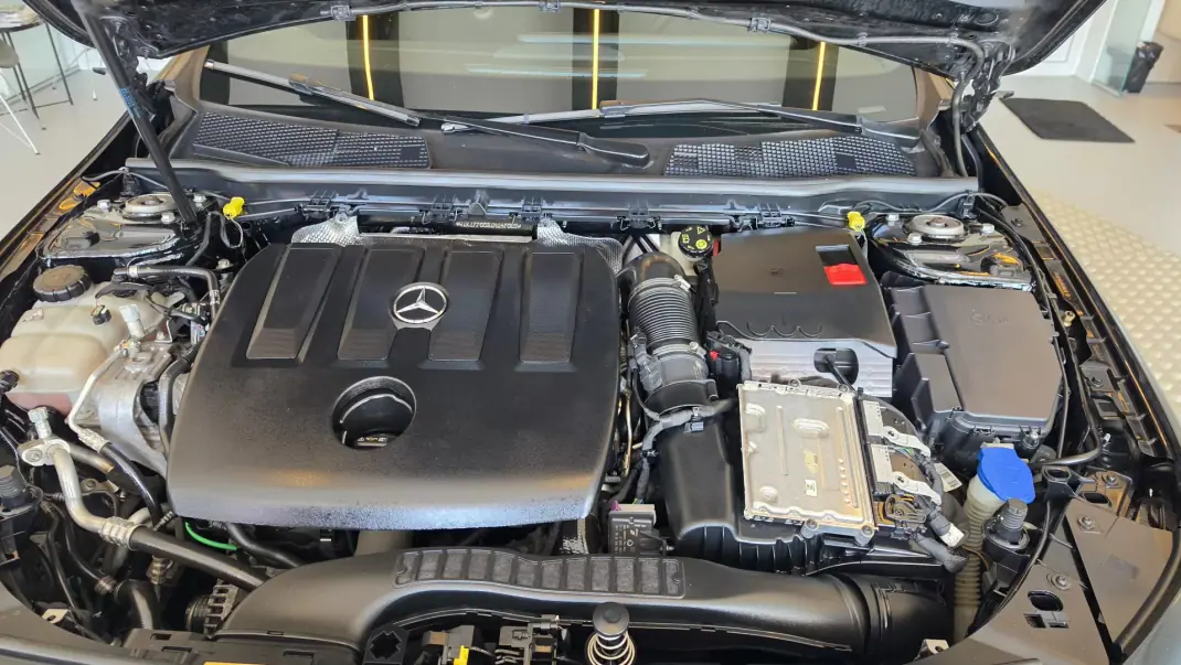 Mercedes-Benz A 180 2019 - 18900 EUR, 238120 km - AUTO.MOTO.pt - 238120km - foto 25 de 53