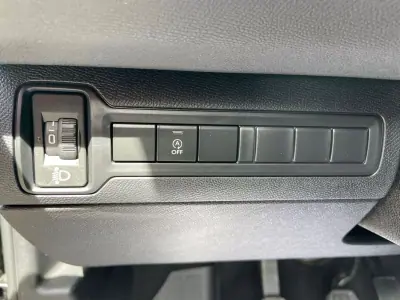 Peugeot 308 2021 - 15200 EUR, 92693 km - AUTO.MOTO.pt - 92693km - foto 10 de 24