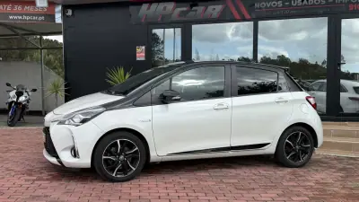 Toyota Yaris 2018 - 16990 EUR, 80000 km - AUTO.MOTO.pt - 80000km - foto 7 de 29