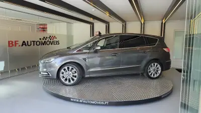 Ford S-Max 2017 - 22500 EUR, 160120 km - AUTO.MOTO.pt - 160120km - foto 12 de 67