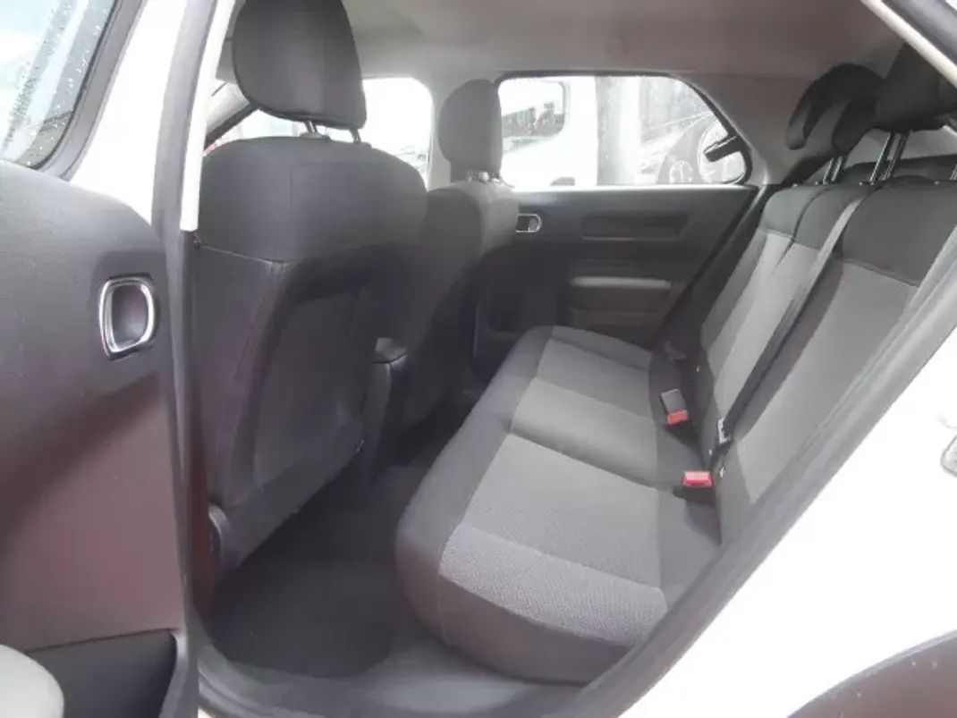 Citroën C4 Cactus 2020 - 11600 EUR, 185708 km - AUTO.MOTO.pt - 185708km - foto 17 de 26