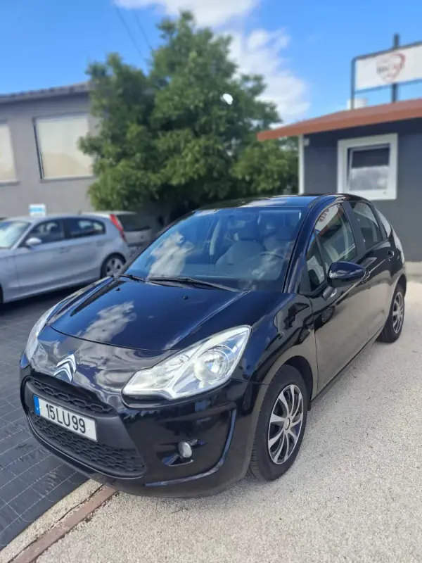 Citroën C3 2011 - 7400 EUR, 130001 km - AUTO.MOTO.pt - 130001km - foto 3 de 8