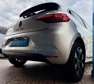 Renault Clio 2023 - 15450 EUR, 61000 km - AUTO.MOTO.pt - 61000km - foto 11 de 31