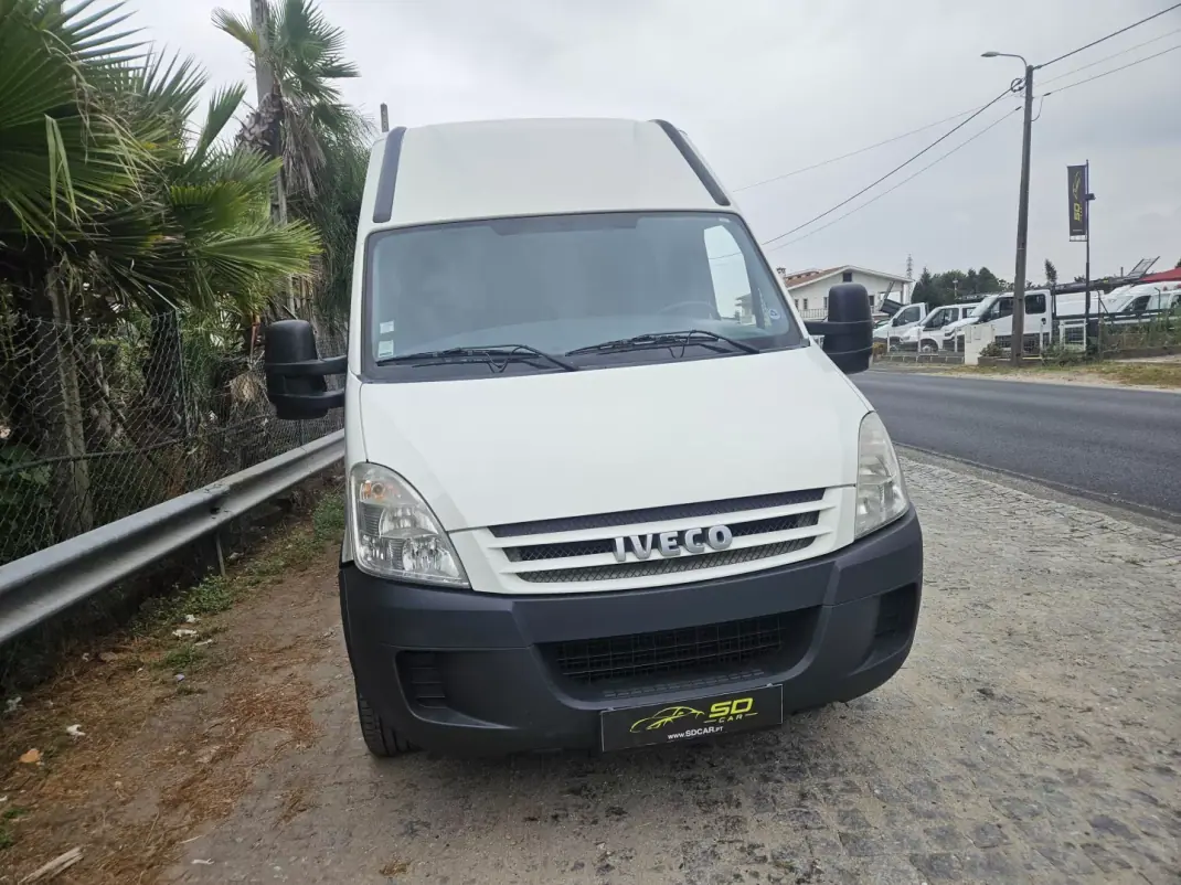 Iveco Daily 2008 - 8950 EUR, 222000 km - 222000km - foto 2 de 9