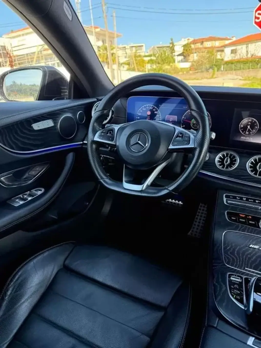 Mercedes-Benz E 220 2017 - 29990 EUR, 215000 km - AUTO.MOTO.pt - 215000km - foto 20 de 34