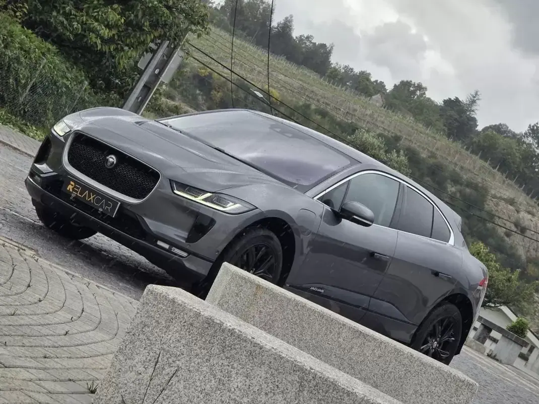 Jaguar I-Pace 2020 - 25999 EUR, 93000 km - AUTO.MOTO.pt - 93000km - foto 28 de 28