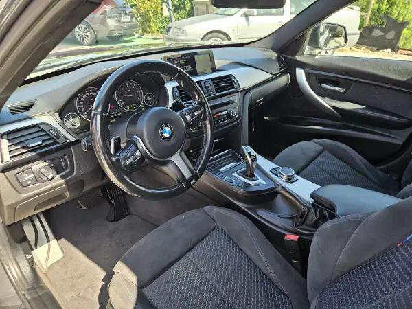 BMW 320 2016 - 22500 EUR, 167963 km - AUTO.MOTO.pt - 167963km - foto 10 de 55