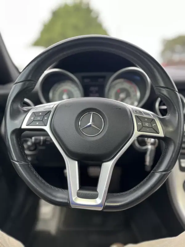 Mercedes-Benz SLK 250 2012 - 31950 EUR, 51100 km - AUTO.MOTO.pt - 51100km - foto 14 de 32
