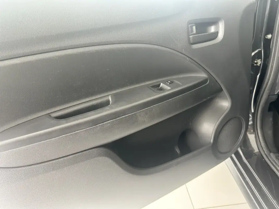 Mitsubishi Space Star 2013 - 8790 EUR, 153847 km - 153847km - foto 8 de 20