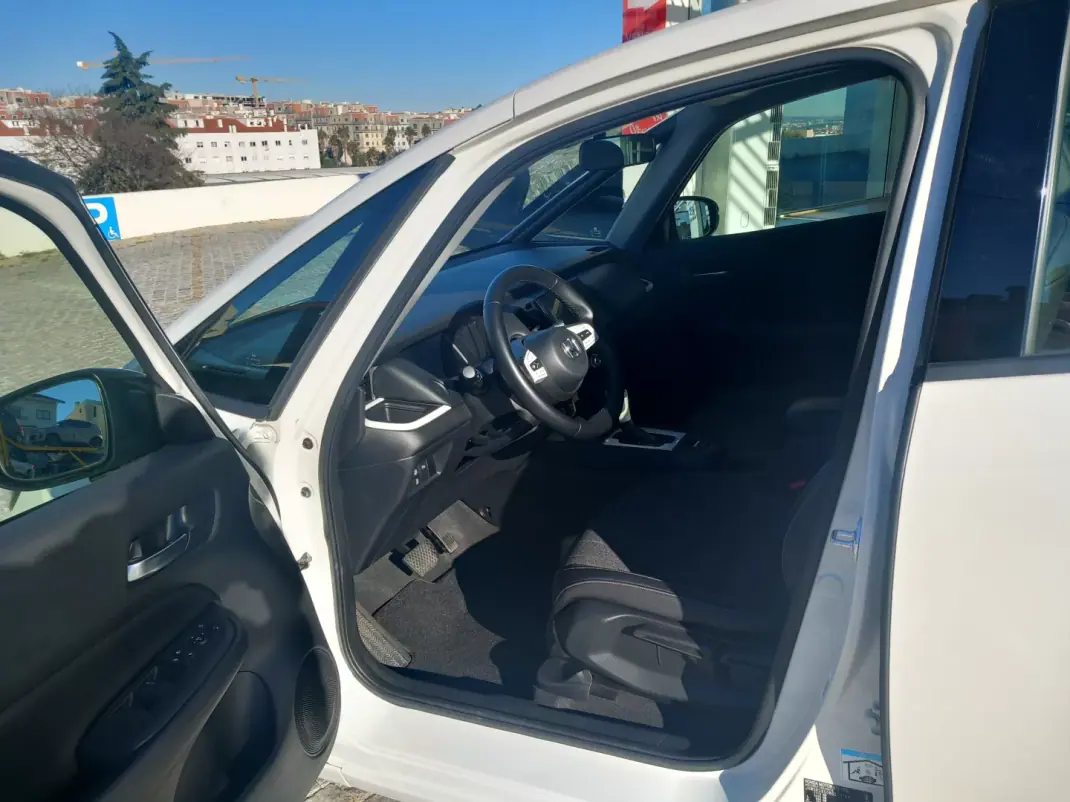 Honda Jazz 2022 - 22500 EUR, 49000 km - AUTO.MOTO.pt - 49000km - foto 12 de 13