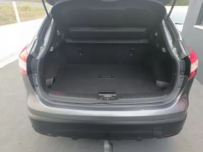 Nissan Qashqai 2016 - 12500 EUR, 183100 km - AUTO.MOTO.pt - 183100km - foto 15 de 36