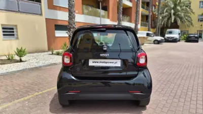 Smart ForTwo Coupé 2023 - 13280 EUR, 15000 km - AUTO.MOTO.pt - 15000km - foto 9 de 11