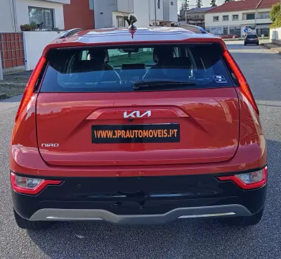 Kia e-Niro 2022 - 24990 EUR, 69900 km - AUTO.MOTO.pt - 69900km - foto 9 de 20