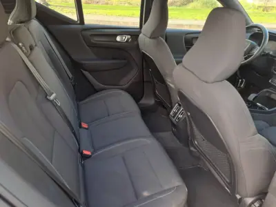 Volvo XC 40 2023 - 28500 EUR, 96000 km - AUTO.MOTO.pt - 96000km - foto 15 de 15