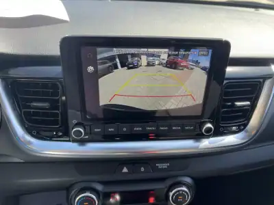 Kia Stonic 2025 - 21500 EUR, 100 km - AUTO.MOTO.pt - 100km - foto 18 de 23