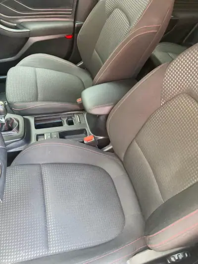 Ford Focus 2023 - 20590 EUR, 37780 km - AUTO.MOTO.pt - 37780km - foto 19 de 23