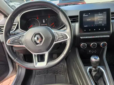 Renault Clio 2021 — photo 4 of 6