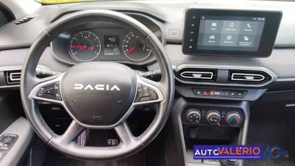 Dacia Sandero 2023 - 14950 EUR, 69650 km - 69650km - foto 13 de 32