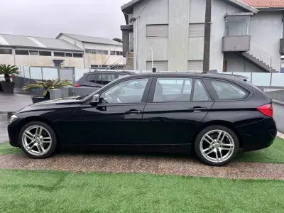 BMW 320 2013 - 13900 EUR, 220000 km - AUTO.MOTO.pt - 220000km - foto 17 de 55