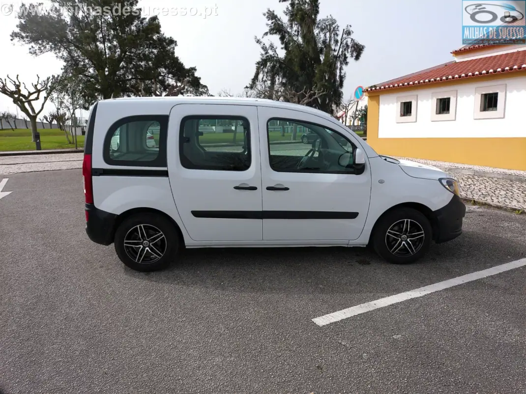 Mercedes-Benz Citan 109 1.5 CDi C/IVA 2019 - 16850 EUR, 118000 km - AUTO.MOTO.pt - 118000km - foto 19 de 31