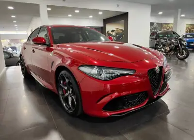 Alfa Romeo Giulia 2018 - 62500 EUR, 53000 km - AUTO.MOTO.pt - 53000km - foto 4 de 60