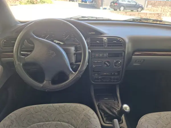 Peugeot 406 1996 - 2250 EUR, 321453 km - AUTO.MOTO.pt - 321453km - foto 5 de 14